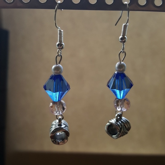Blue 💙 Crystal/ Braided Silver Hanging Charm - Picture 2 of 3